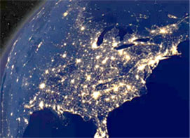 写真１ 宇宙から見たアメリカ周辺の夜景